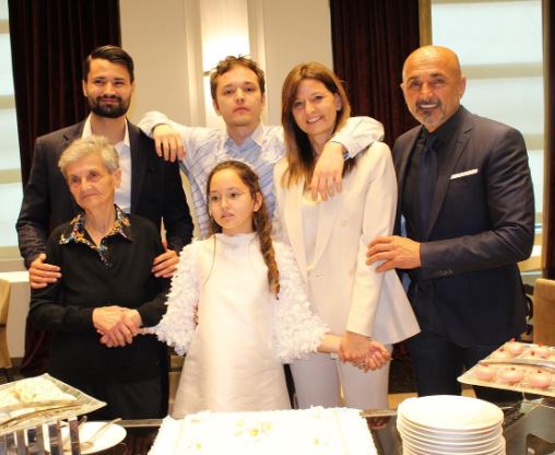 Tamara Spalletti with her family